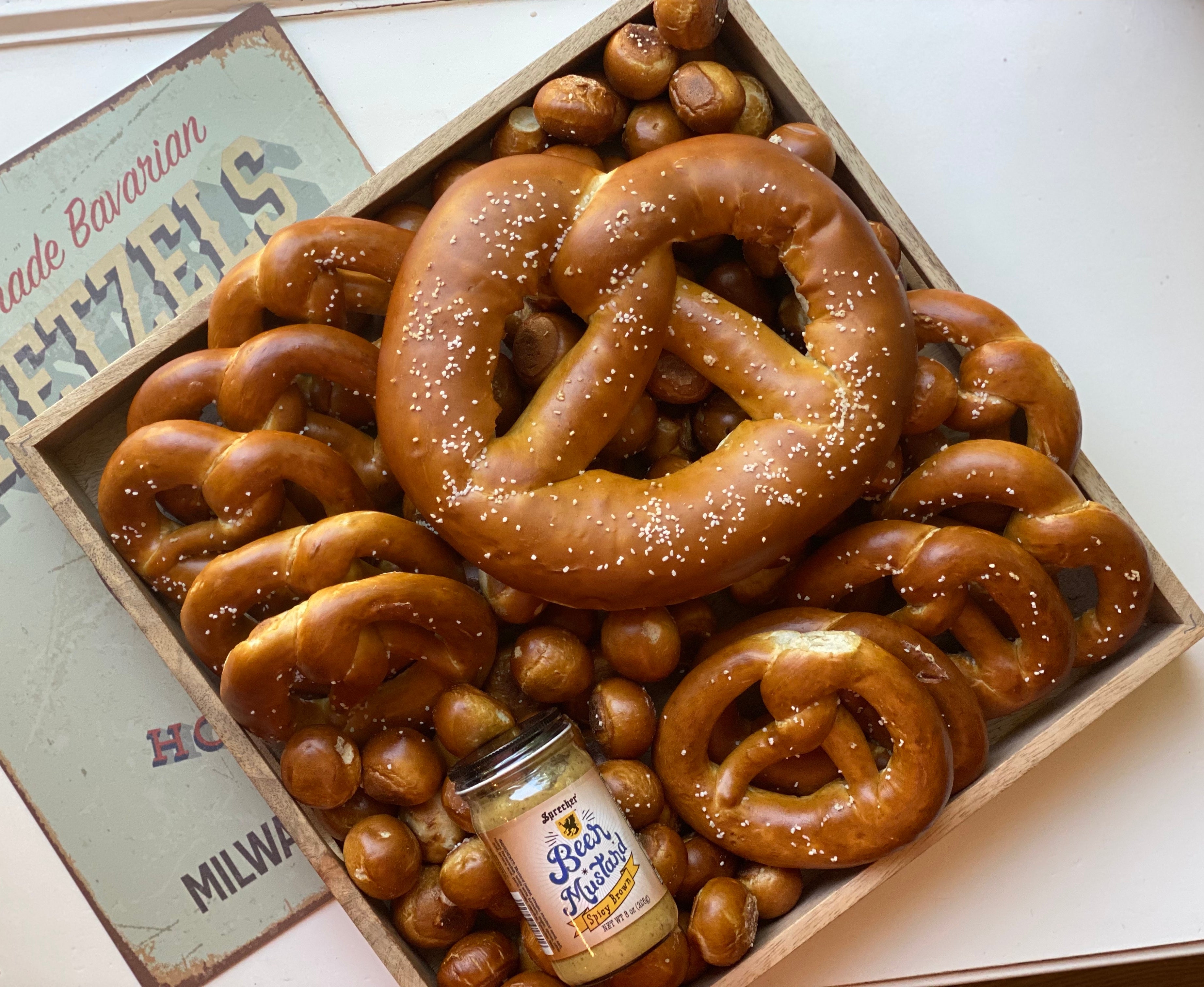 Bavarian Soft Pretzel Lovers Gift Pack – Milwaukee Pretzel Co.